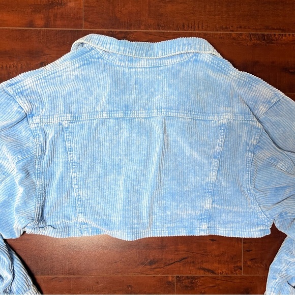 URBAN OUTFITTERS BDG Carissa Corduroy Cropped Jacket Short Blue Size Large - Picture 7 of 10